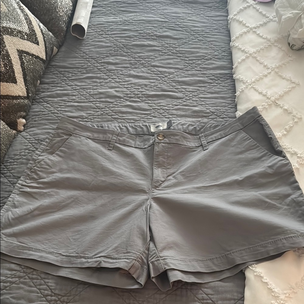 Old Navy Gray  Shorts Classic Style